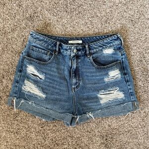 PacSun Women's Distressed Mom Shorts Sz 30